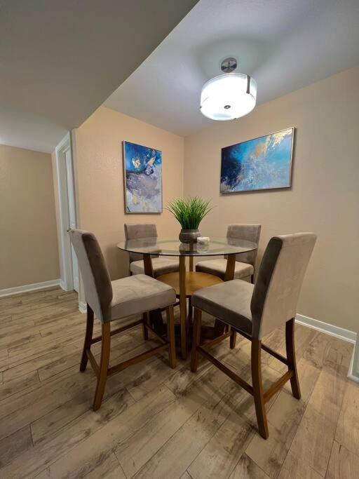 Beautiful/Spacious 2 Bedroom Houston Near Galleria Buitenkant foto